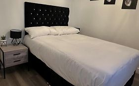 One Bedroom Apartment In Luton Town Centre